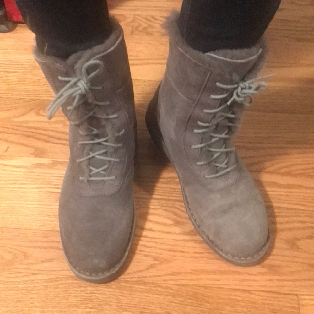 Ugg Gray Women’s Daney Boot - Super Warm